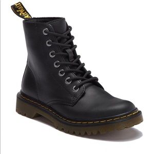 Dr Martens Luana Black Boots NWT